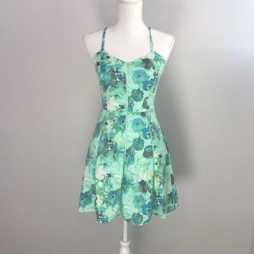 Vintage Candie’s Green Floral Fit and Flare Dress 🍭 👗